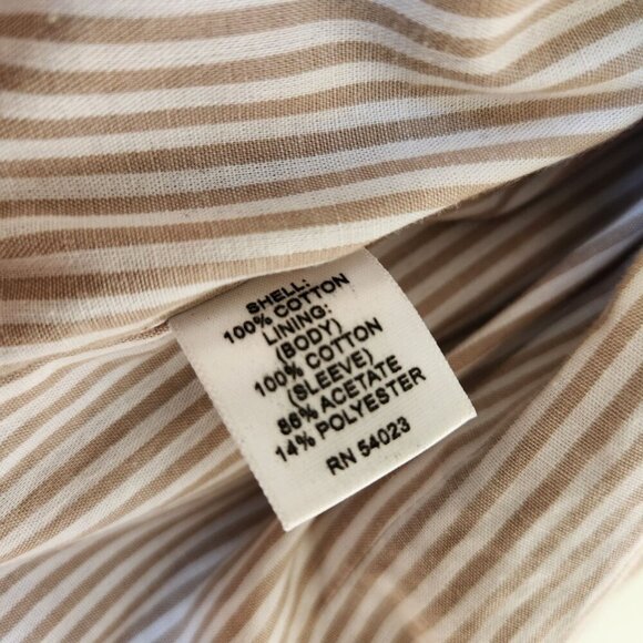 Banana Republic Classic Trench Coat in Medium - Picture 9 of 12